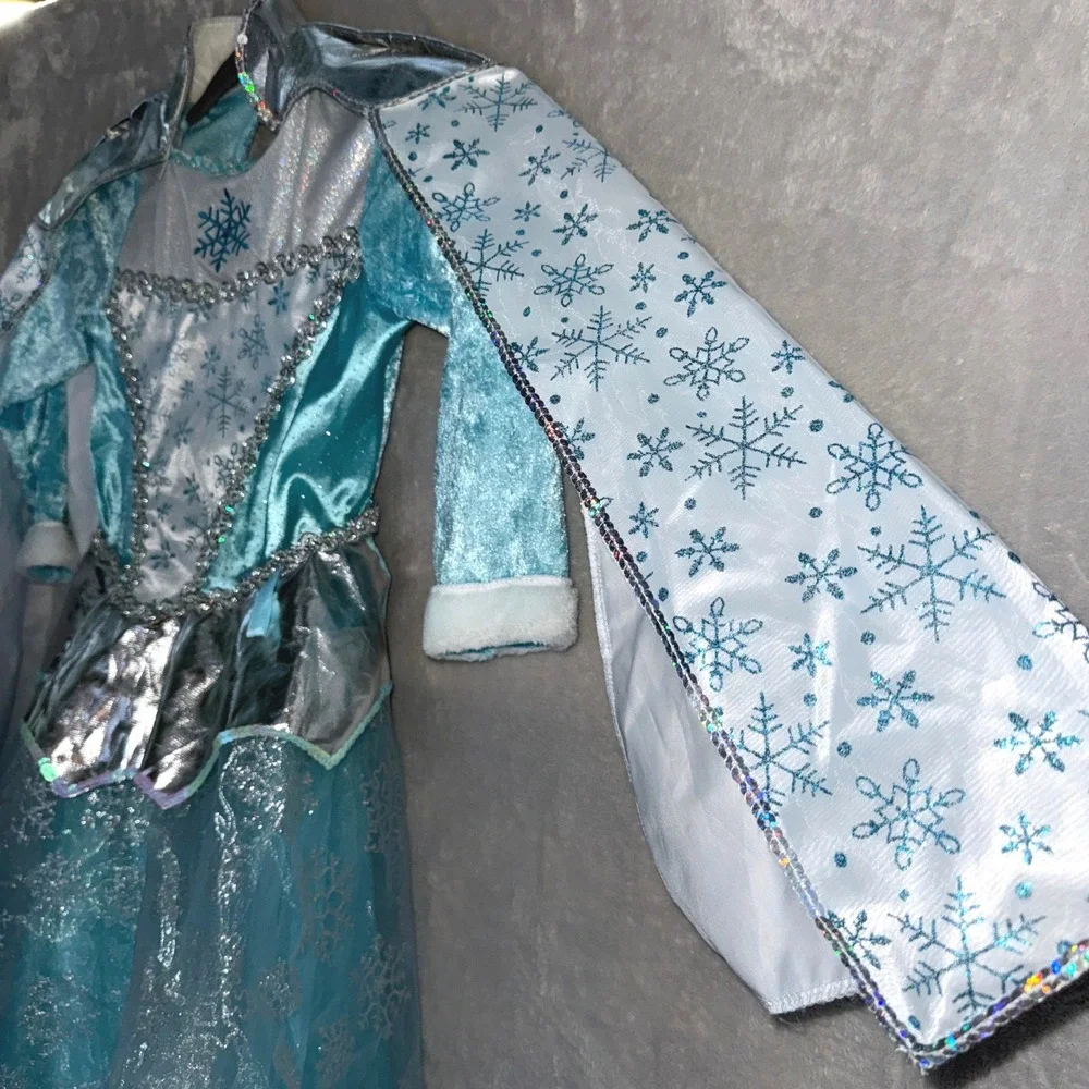 Disney Frozen Elsa Costume Sz 5-6 Velvet Dress Cape Halloween Dress Up Snowflake